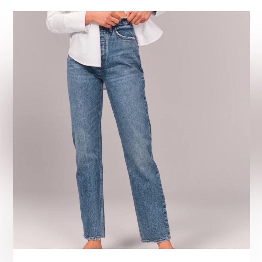 Abercrombie The Dad High Rise Curve Love Jeans